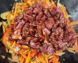 Foto del paso 5 de la receta: Wok de vegetales con carne y arroz integral 🍚