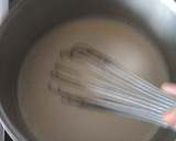 Foto del paso 1 de la receta: Tartaletas de crema y fruta (con oblea de empanadilla)