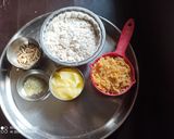सुखडी (sukhadi recipe in marathi) रेसिपी स्टेप 1 फोटो 