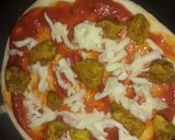 A picture of step 7 of Mini pizza.
