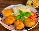 A picture of step 5 of Tofu Cabbage Cutlet (vegan).