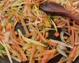 Une image de l'étape 4 de Vermicelle de riz et légumes sautés.