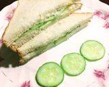 A picture of step 4 of Mayo Cucumber Sandwich.