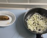 Foto del paso 1 de la receta: Crep de morcilla con manzana y cebolla caramelizada