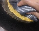A picture of step 5 of Gujarati khakra.