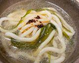 A picture of step 4 of Hainanese chicken and udon noodle broth.