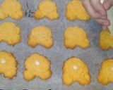 Foto langkah ke 6 dari resep 187. 🧸Teddy Bear Butter Cookies🧸.