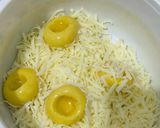 Foto langkah ke 3 dari resep Rosella Thumbprint Cookies.
