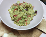 Foto del paso 3 de la receta: "Nachos" con guacamole saludables