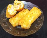 Foto langkah ke 5 dari resep Risol Jagung Lumer.