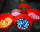 A picture of step 4 of Colourful Almond slices.