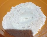 Foto langkah ke 2 dari resep Pizza Sosis Teflon.