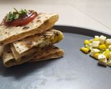 રોટી પનીર કેસેડિયા(Roti Paneer Quesadilla Recipe In Gujarati) રેસીપી સ્ટેપ4ફોટો