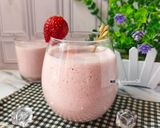 Foto langkah ke 4 dari resep Smoothies Stroberry.