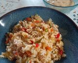 Foto del paso 7 de la receta: Arroz frito con bonito, verduras y mayonesa de siracha