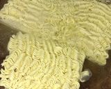Foto langkah ke 1 dari resep Indomiyagor (Indomie Ayam Goreng).