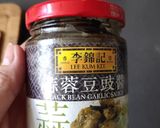 A picture of step 1 of Fish in Garlic Blackbean Sauce.