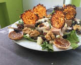 Foto del paso 2 de la receta: Ensalada 🥗 de foe, higos secos, crujiente de y parmesano y queso 🧀 de cabra