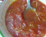 A picture of step 3 of Rice flour paratha with tomato chutney.