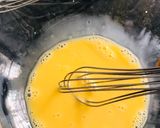 A picture of step 2 of Mayonnaise From Scratch.