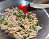 Foto langkah ke 5 dari resep Tumis jamur tiram lombok ijo.