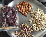 A picture of step 1 of Date and nut roll (No Sugar).