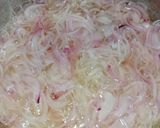 A picture of step 1 of Qeema biryani.