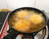 Hình bước làm 4 của món Bánh khoai tây chiên giòn nhân cà rốt chay