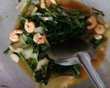 Foto langkah ke 5 dari resep Kangkung udang saos tiram.
