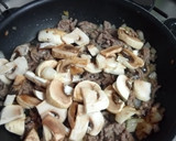 Foto del paso 5 de la receta: Revuelto de carne con verduras y salsa de ostras