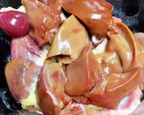 Hình bước làm 1 của món Lòng Gà Xào Đậu Que
