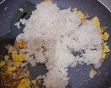 Foto langkah ke 3 dari resep Nasi goreng teri.