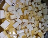 Foto langkah ke 1 dari resep Tumis Tahu Jamur.