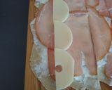 Une image de l'étape 1 de Wraps apéritifs en forme de roses.