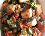 Foto langkah ke 5 dari resep Tumis ikan asin jambal roti.