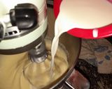Foto del paso 2 de la receta: Torta invertida de duraznos en almíbar