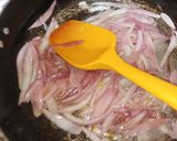 صورة لخطوة 1 من وصفة كبد خروف مع البصل والفلفل الحلو بنننننة!!!🍖🥩🍖🥩🥘