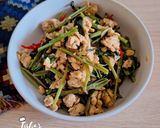 Foto langkah ke 4 dari resep 361. Tumis Kangkung Tempe Semangit.