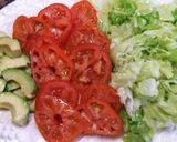 Foto del paso 3 de la receta: Ensalada de garbanzos con aguacates