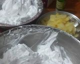 A picture of step 2 of National flag cake.