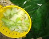 ডাটা + পাতা সহ কৃষ্ণ কচু রান্না রেসিপির ধাপ 1 ছবি