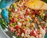 A picture of step 4 of Spicy macroni mix spaghettis chaat.