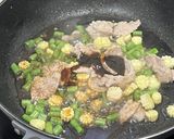 รูปขั้นตอนการทำที่ 4 ของ ผัดถั่วฝักยาวหมู