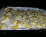 Foto del paso 4 de la receta: Medialunas de manteca ricas y prácticas!