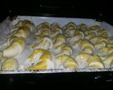 Foto del paso 4 de la receta: Medialunas de manteca ricas y prácticas!