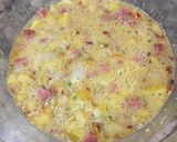 Foto del paso 6 de la receta: Tortilla de papas con longaniza y ajíes rojos