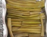 Foto del paso 2 de la receta: Pencas de acelga a la napolitana
