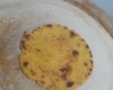 A picture of step 5 of Sarso saag with makke ki roti.