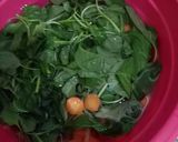 Foto langkah ke 2 dari resep Sayur Bayam Manis.