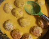 Foto del paso 6 de la receta: Albóndigas con salsa de zanahoria y cebolla!!!